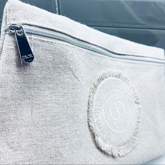CHRISTIAN DIOR NATURAL LINEN ZIPPER MAKEUP BAG - Picture 3 of 6